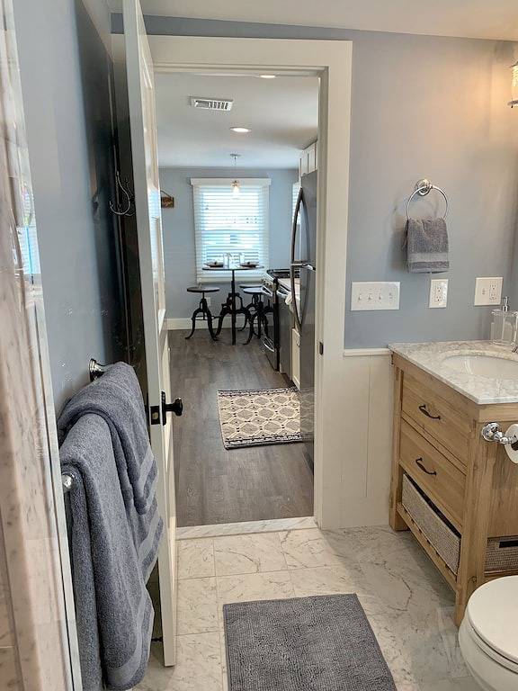 Chic Summer Cottage Nur wenige Minuten von den Stränden von Narragansett entfernt in Narragansett, Washington County (RI)