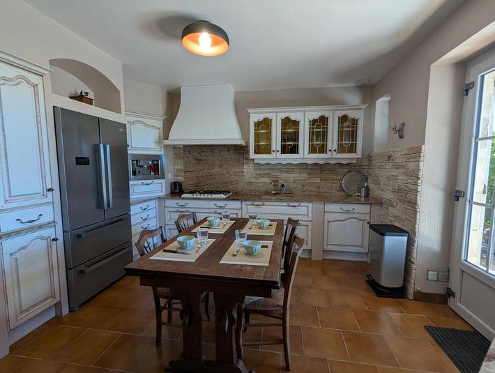 Gîte pour 8 personnes, avec sauna et jardin ainsi que piscine et terrasse en Charente - 3