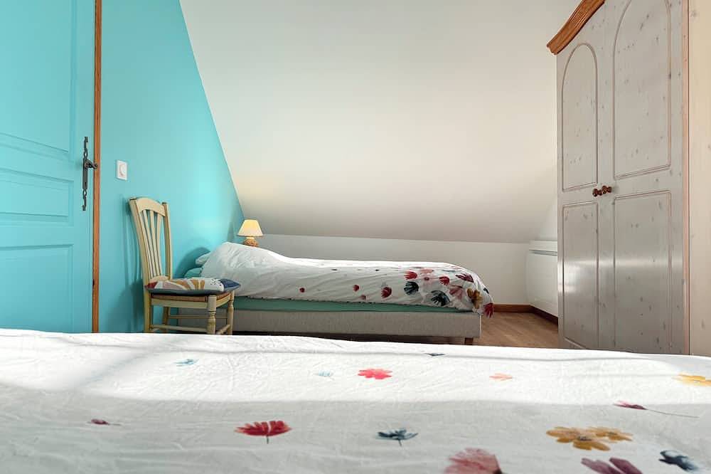 Entire apartment, Les Pensées in Saint-Vigor-le-Grand, Bayeux region