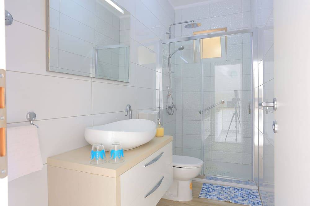 Ganze Wohnung, Studio Appartement mit Terrasse und Meerblick Podgora, Makarska (As-21817-b) in Podgora, Makarska Riviera