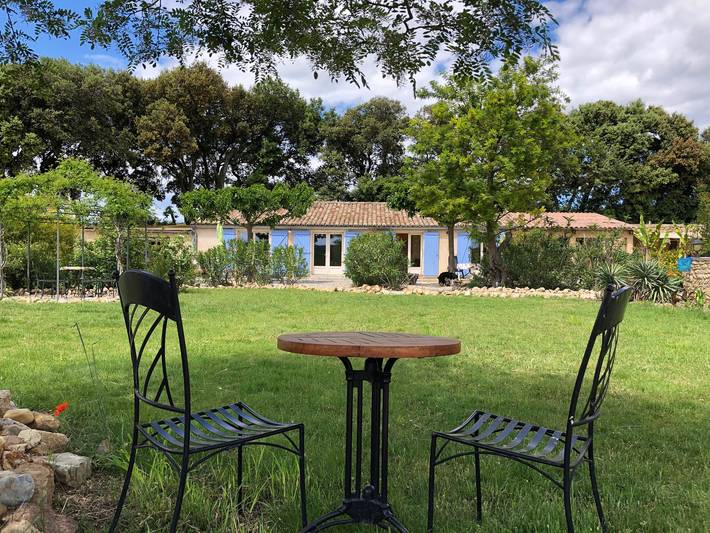 Gîte pour 2 personnes, avec piscine à Bollène - 2