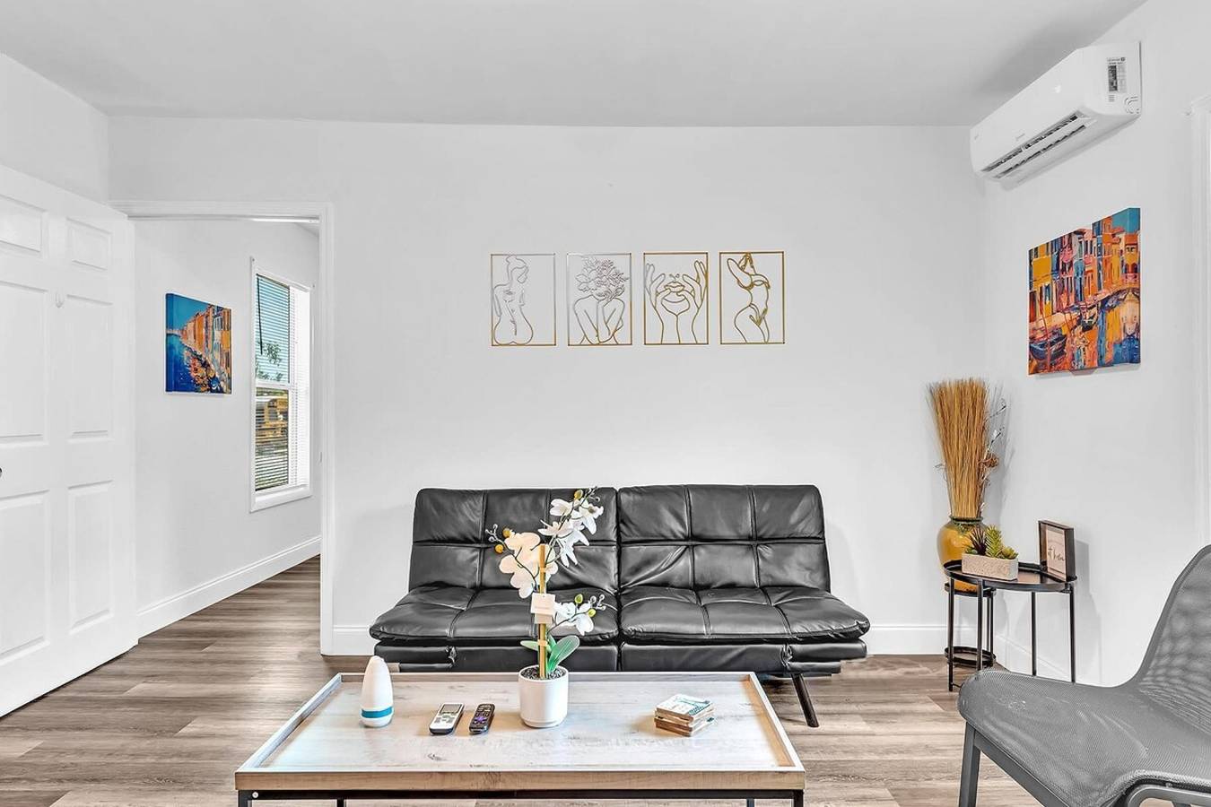 Hallandale Mins From Beach & Aventura Mall Hn01 in Hallandale Beach, Broward County