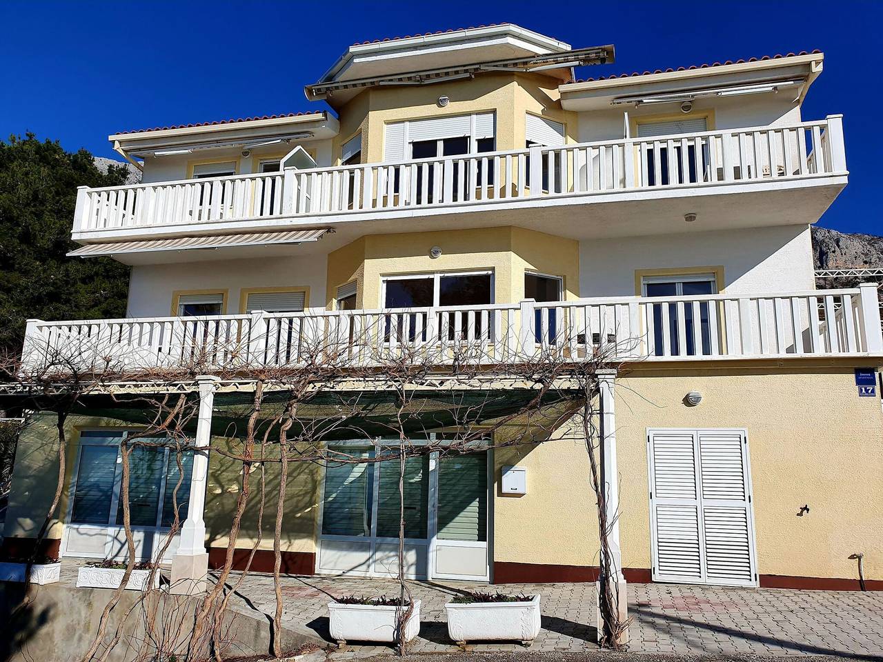 Holiday villa Gojko in Omis - Stanici with sea view in Stanici, Split-Dalmatia