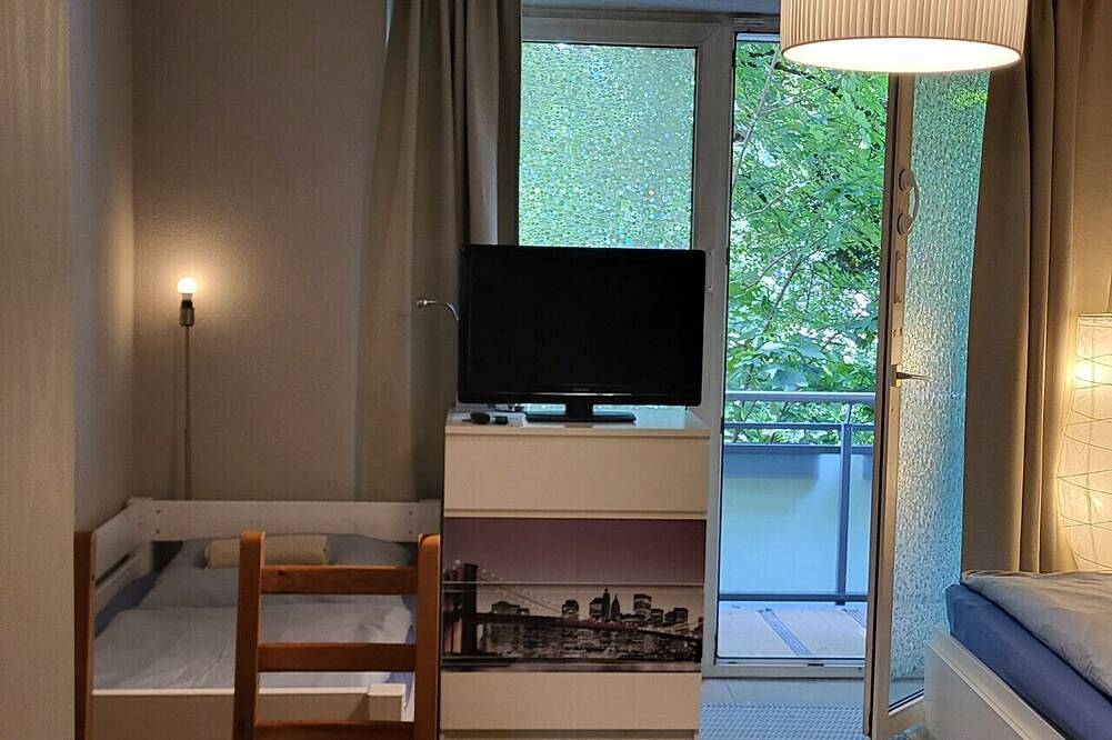 Ganze Wohnung, Budget & Central 3Room Apt+Balcony & Wifi in Hamburg-Mitte, Hamburg