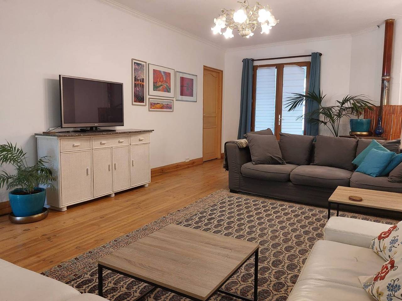 Gran casa familiar en la Francia mediterránea in Tourbes, Côte d'Améthyste