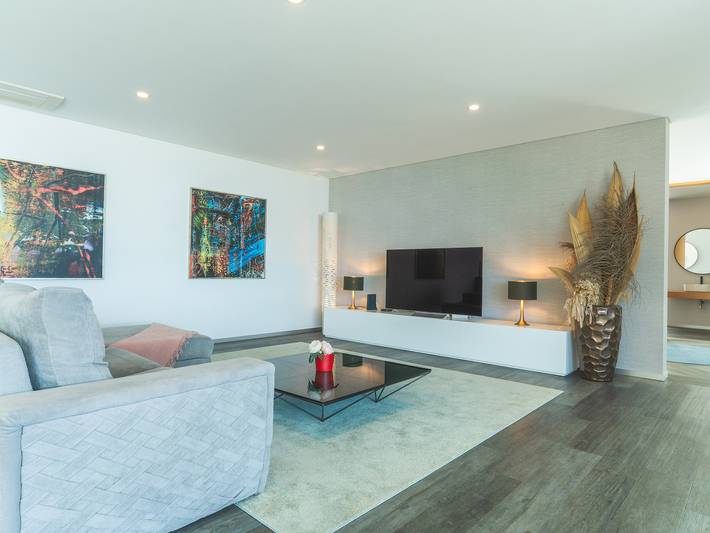 Location de vacances pour 6 personnes, avec vue sur l’océan ainsi que piscine et jardin à Calheta - 2