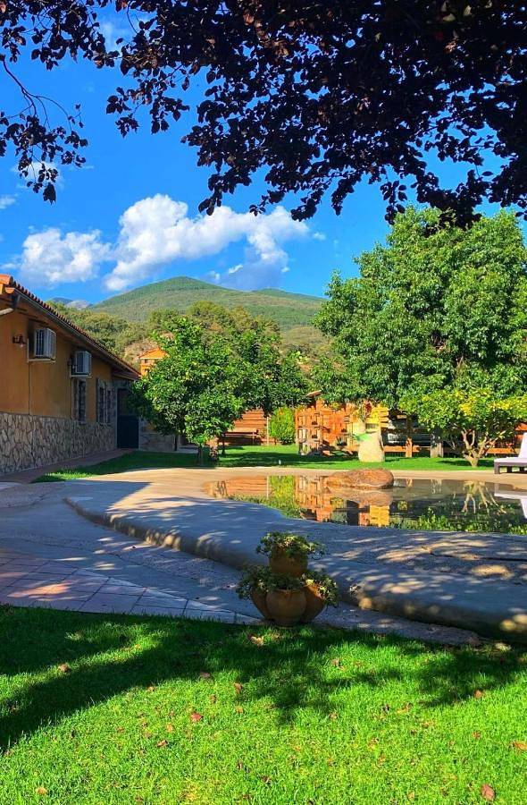 Casa rural para 10 personas, con piscina además de jardín y jacuzzi en Provincia de Ávila - 4