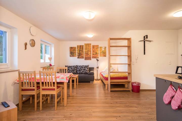 Ferienwohnung für 4 Personen, mit Garten in Neukirch - 2