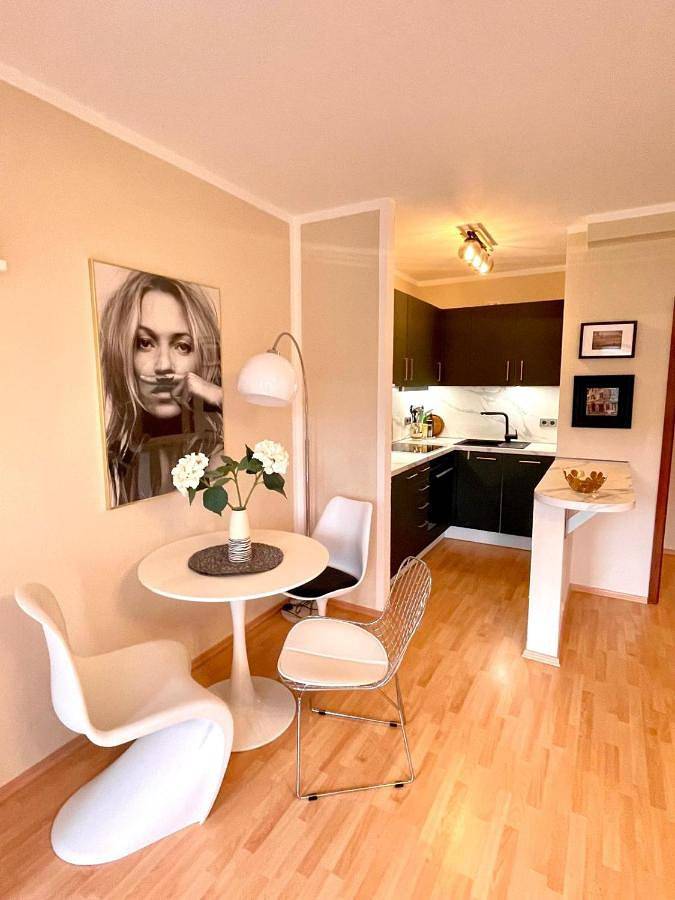 Ferienwohnung für 2 Personen, mit Balkon und Ausblick in Bad Sobernheim
