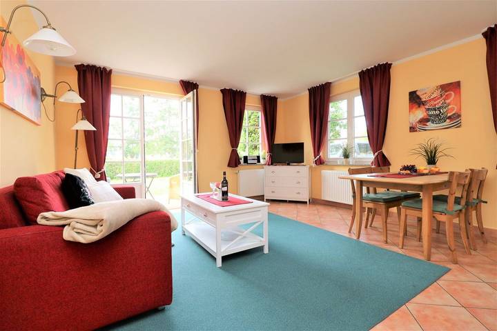 Ferienwohnung für 6 Personen, mit Garten in Wustrow