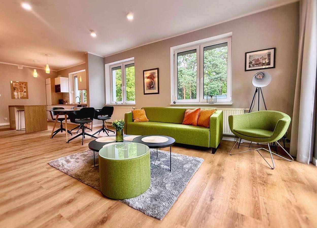 Modern Villa & Private Garden in Warsaw - Fully Renovated 2025 in Bielany, Warschau