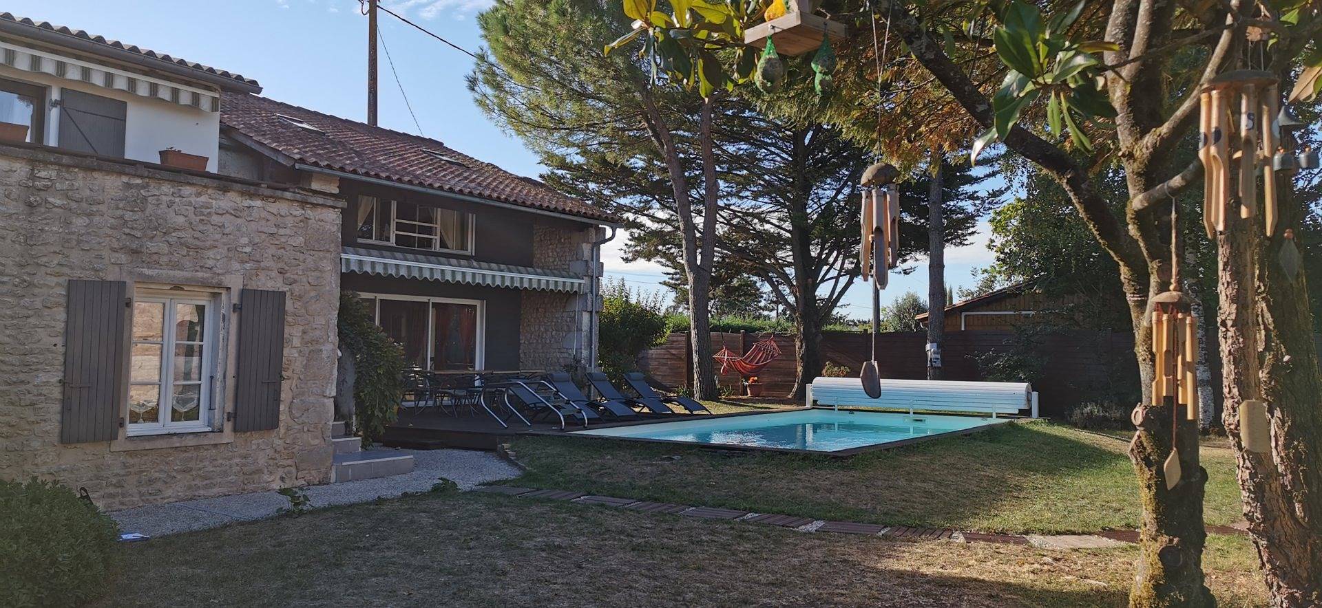 Gîte Les hôtes du paradis in Forges (Charente-Maritime), Région de Rochefort
