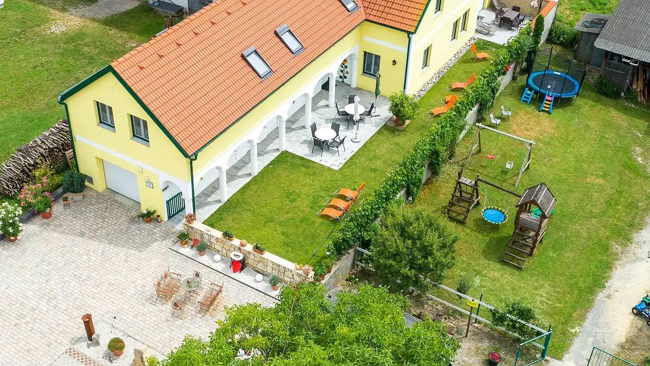 Ganze Ferienwohnung, Ferienwohnung für 2 Personen (72 m²) in Mörbisch am See in Mörbisch am See, Leithaberg