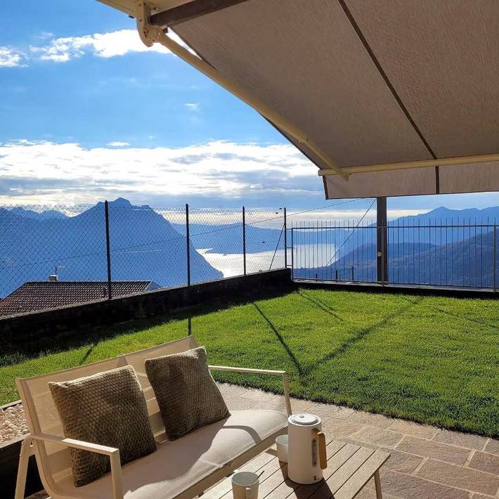 Appartamento vacanze per 6 persone, con giardino e panorama nonché vista lago - 1