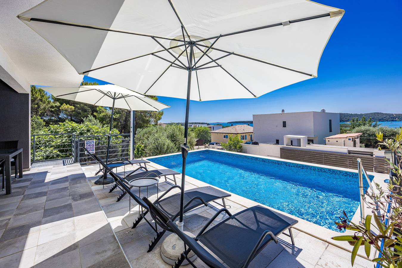 Villa Pura Vida - Private Pool, Sea View in Pula-Medulin, Pomer