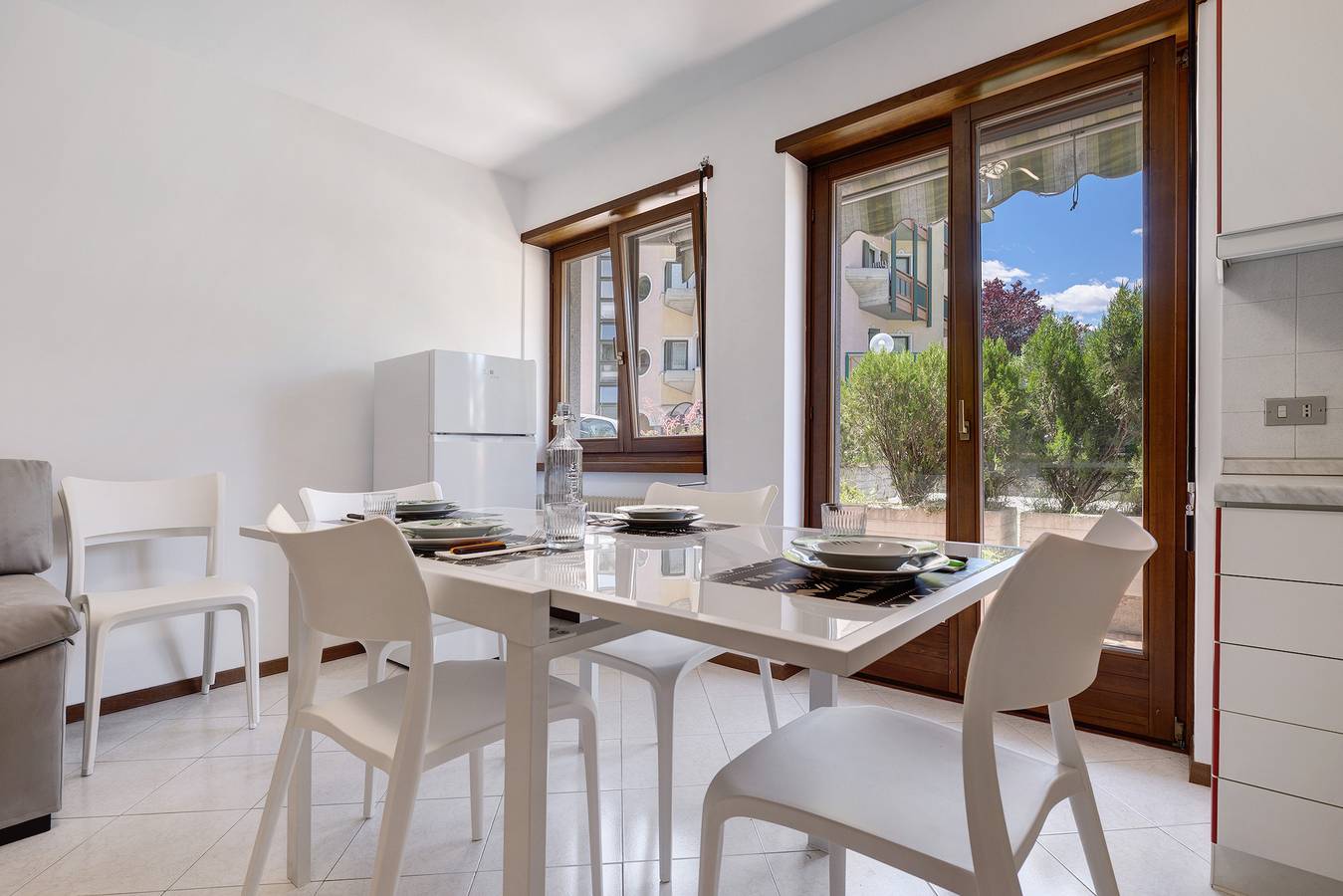 Ολόκληρο το διαμέρισμα, Apartment 'Cuore Di Comano' with Mountain View, Private Terrace and Balcony in Ponte Arche, Garda Mountains