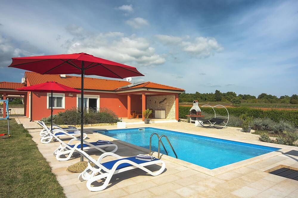 Casa vacanza a Rebici a partire da 335€ a notte