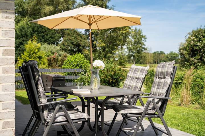 Ferienhaus für 5 Personen, mit Terrasse und Garten sowie Sauna und Ausblick in Jade - 4