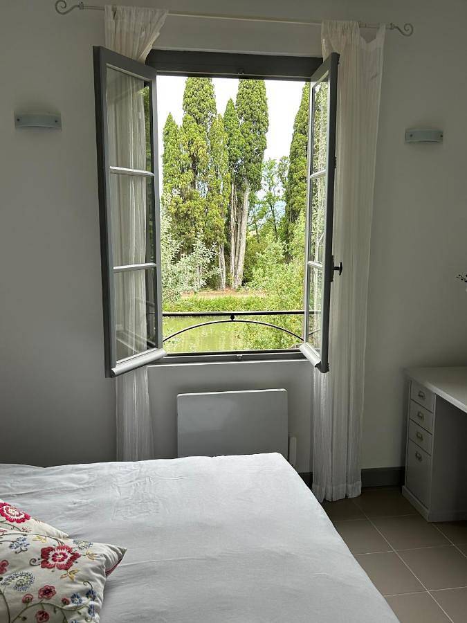 Location de vacances pour 6 personnes, avec Jacuzzi et Terrasse ainsi que Jardin et Piscine à Marseillette - 2