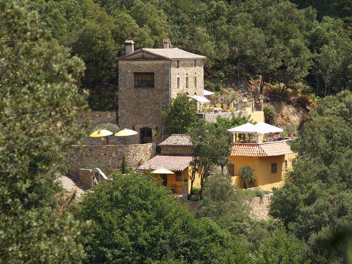 Gîte pour 4 personnes, avec piscine et jacuzzi, animaux acceptés