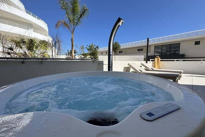Gîte pour 6 personnes, avec balcon et jacuzzi dans Casino de Valras Plage