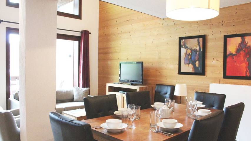 Ganze Wohnung, Penthouse Apartment - 2 Schlafzimmer im Dormio resort Les Portes du Mont Blanc - Vallorcine in Vallorcine, Region Bonneville