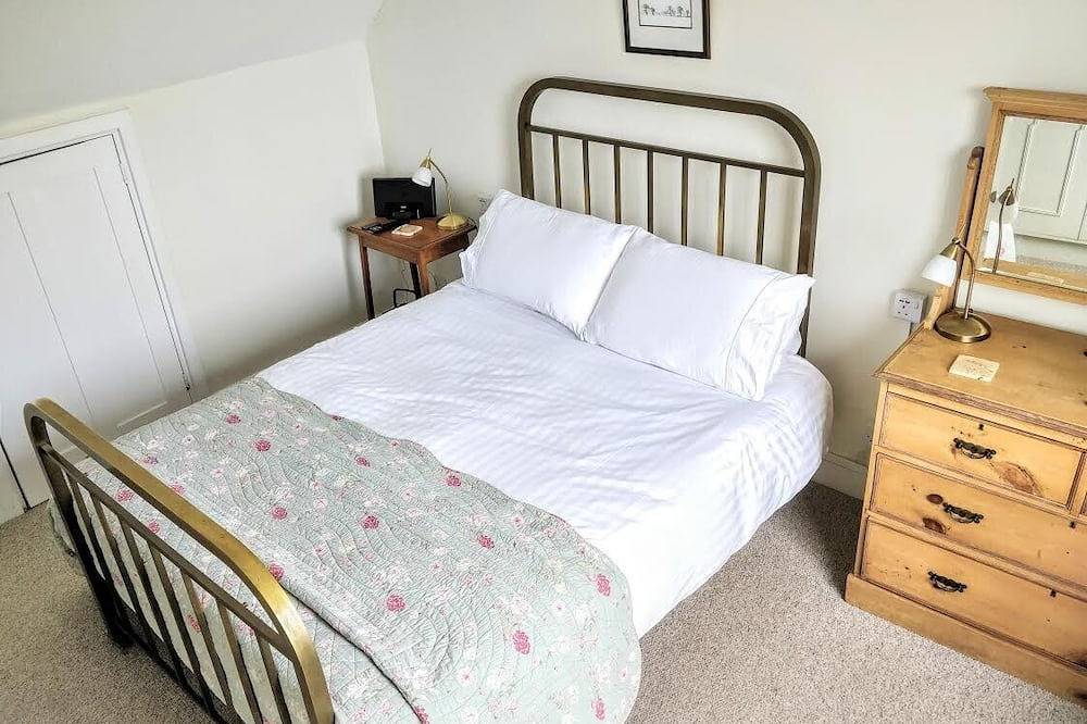 Coachmans Cottage, West Porlock in Porlock, Somerset