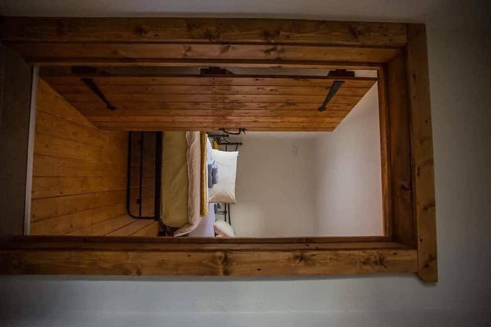 Dan’s Wee Cottage - Slieve Croob, Dromara (hot tub included in price) in County Down