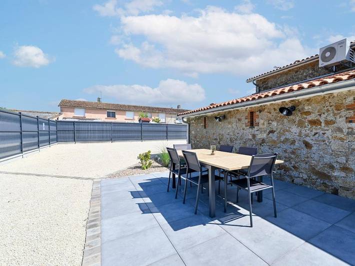 Location de vacances pour 8 personnes, avec Terrasse et Jardin à Saint-Germain-sur-Moine - 4