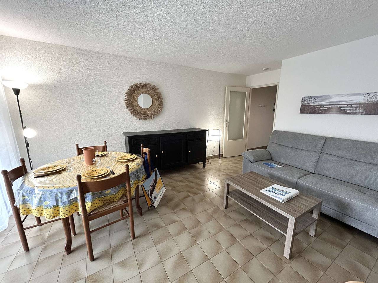 Appartement entier, Appartement T3 avec terrasse et garage proche mer – Saint-Raphaël in Saint-Raphaël, Massif de l'Esterel