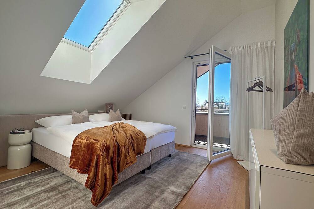 Ganze Wohnung, \"Eight\" – Premium Apartments Seekirchen, Dachgeschoss, 2 Schlafzimmern & Balkon in Seekirchen am Wallersee, Bezirk Salzburg-Umgebung