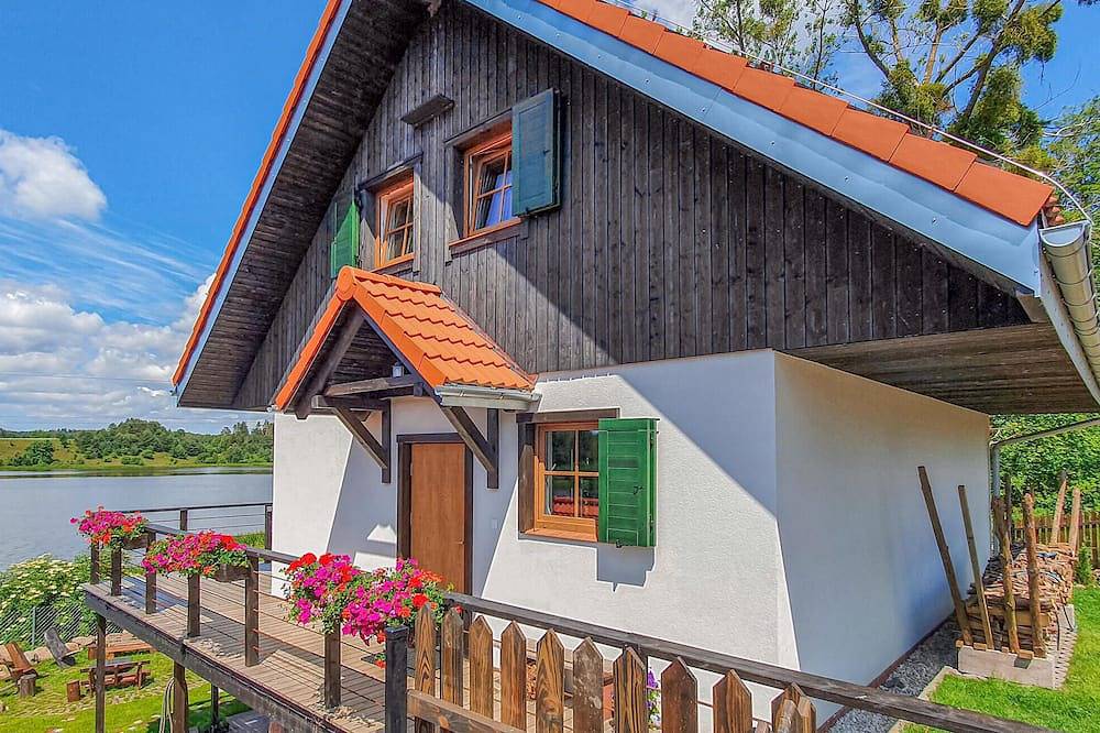 Beautiful home in Podwilczyn with sauna in Mer Baltique polonaise