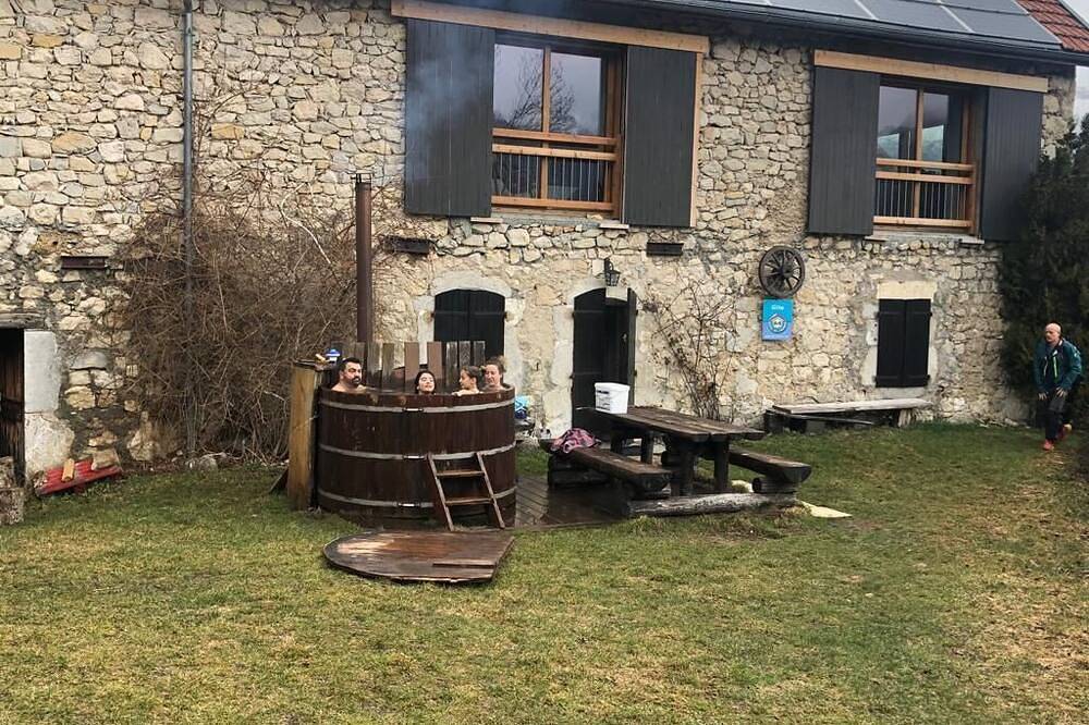 Gîte Le Cairn  du Trièves en Vercors in Gresse-en-Vercors, Parc naturel régional du Vercors