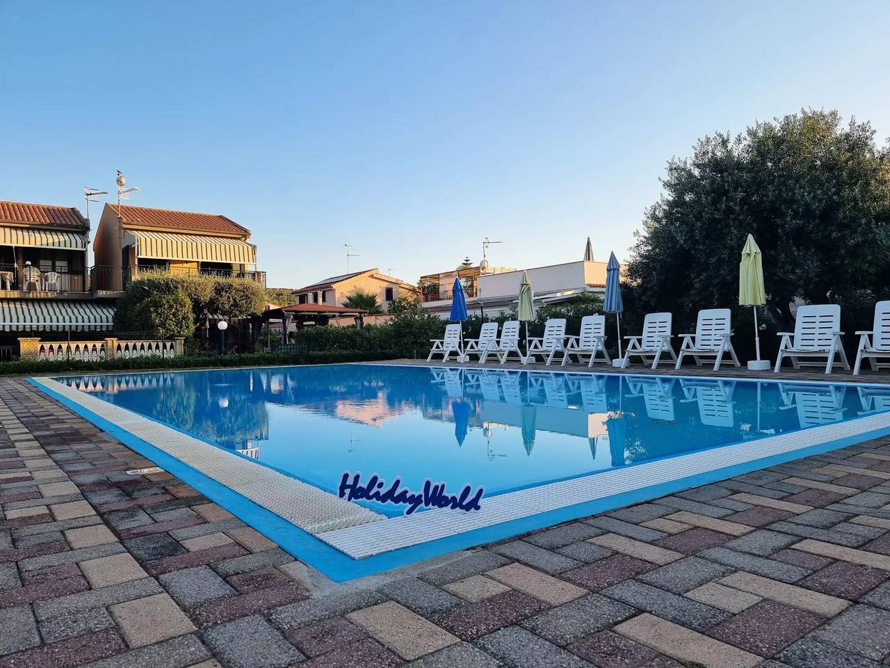 Apartamento entero, 5 estancias 5 Personas in Campofelice di Roccella, Provincia de Palermo