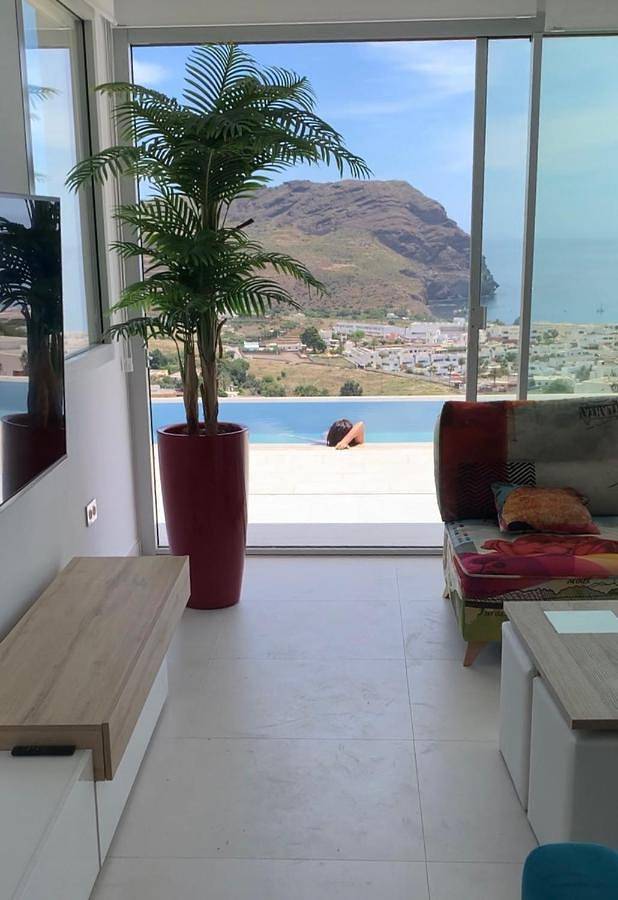 Samarkanda Villa de lujo piscina infinita in Las Negras, Níjar