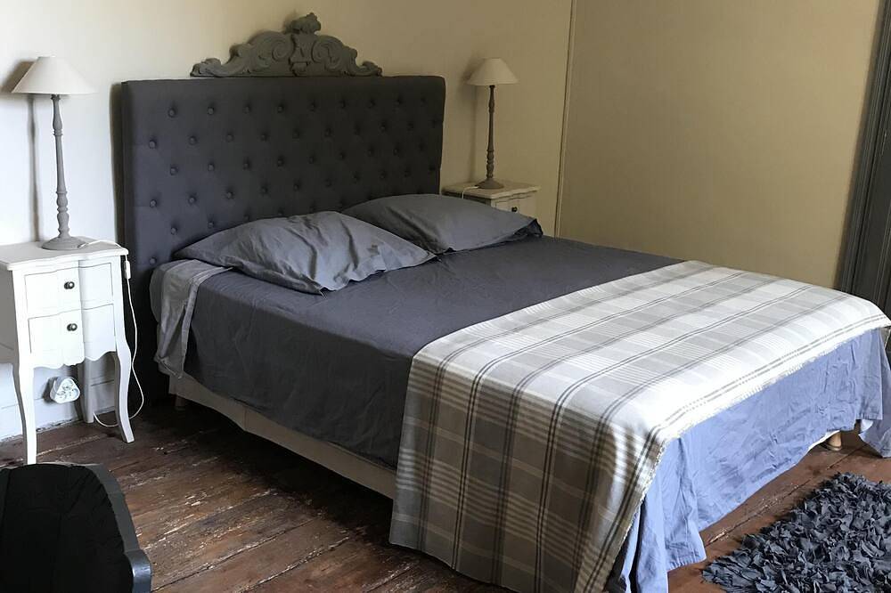 Maison de Famille récemment rénovée in Lalinde, Périgord Pourpre