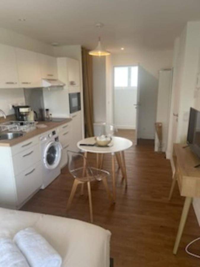 Appartement entier, Le Jaures 1 - Studio - Rdc in Hennebont, Côte des Mégalithes