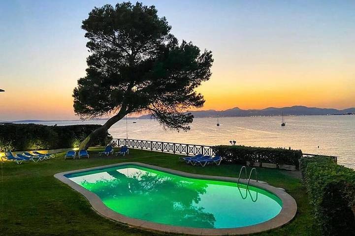 Ferienhaus für 12 Personen, mit Balkon und Garten