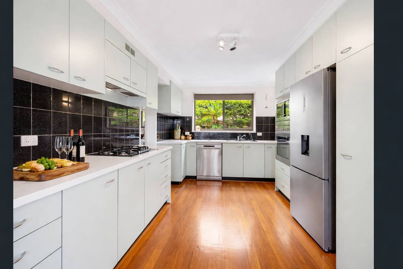 Großzügiges Haus an der Küste mit Pool, Feuerstelle und Kino in Port Macquarie, New South Wales