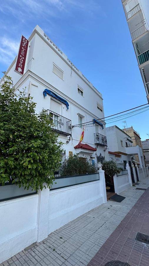 Hostal Playa Hidalgo in Playa de la Costilla (Rota), Rota