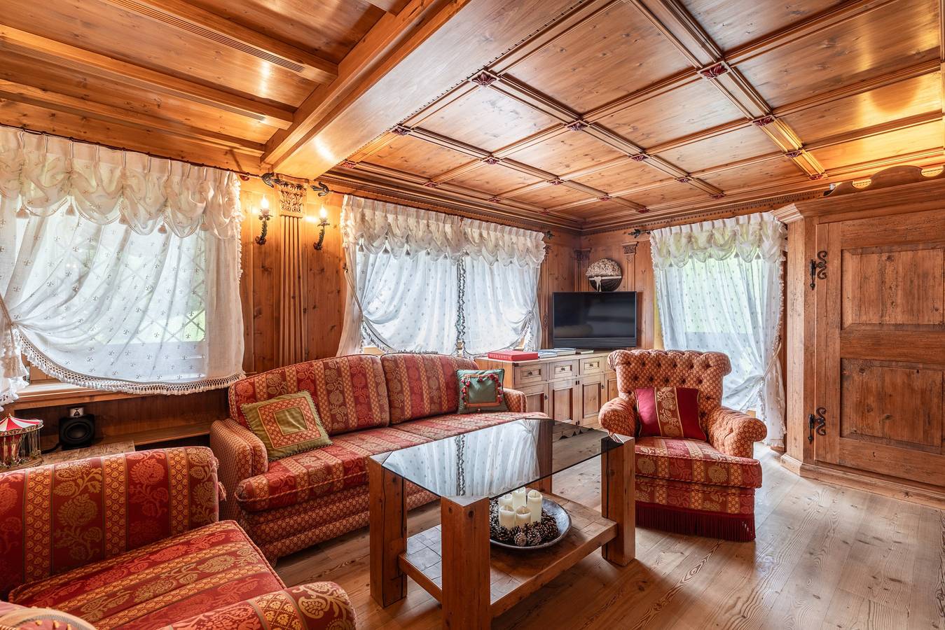 Ganze Wohnung, Casa Chalet Cortina – Großzügige Räume und Dolomitenpanorama in Cortina d'Ampezzo, Dolomiti Superski