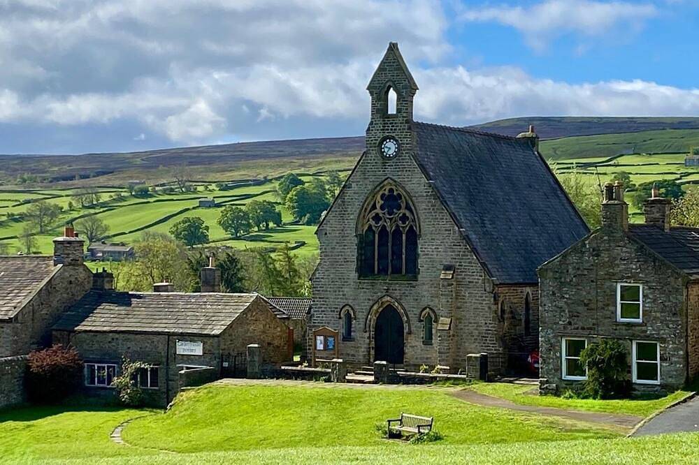 Overlooking Reeth Green, this welcoming cottage offers the perfect Yorkshire Dales escape. in Reeth, Yorkshire Dales National Park