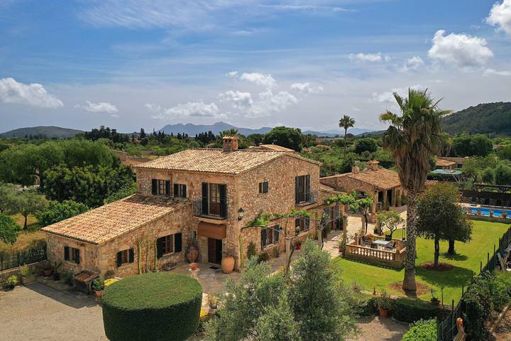 Villa für 6 Personen, mit Terrasse und Garten - 1