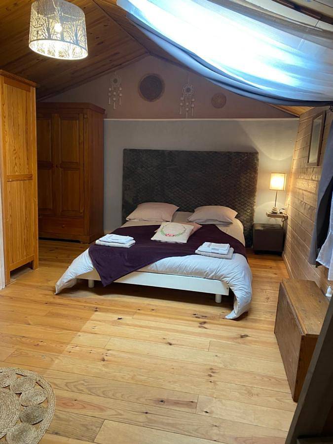 Gîte Le Cabanon in La Robine-sur-Galabre, Alpes-de-Haute-Provence