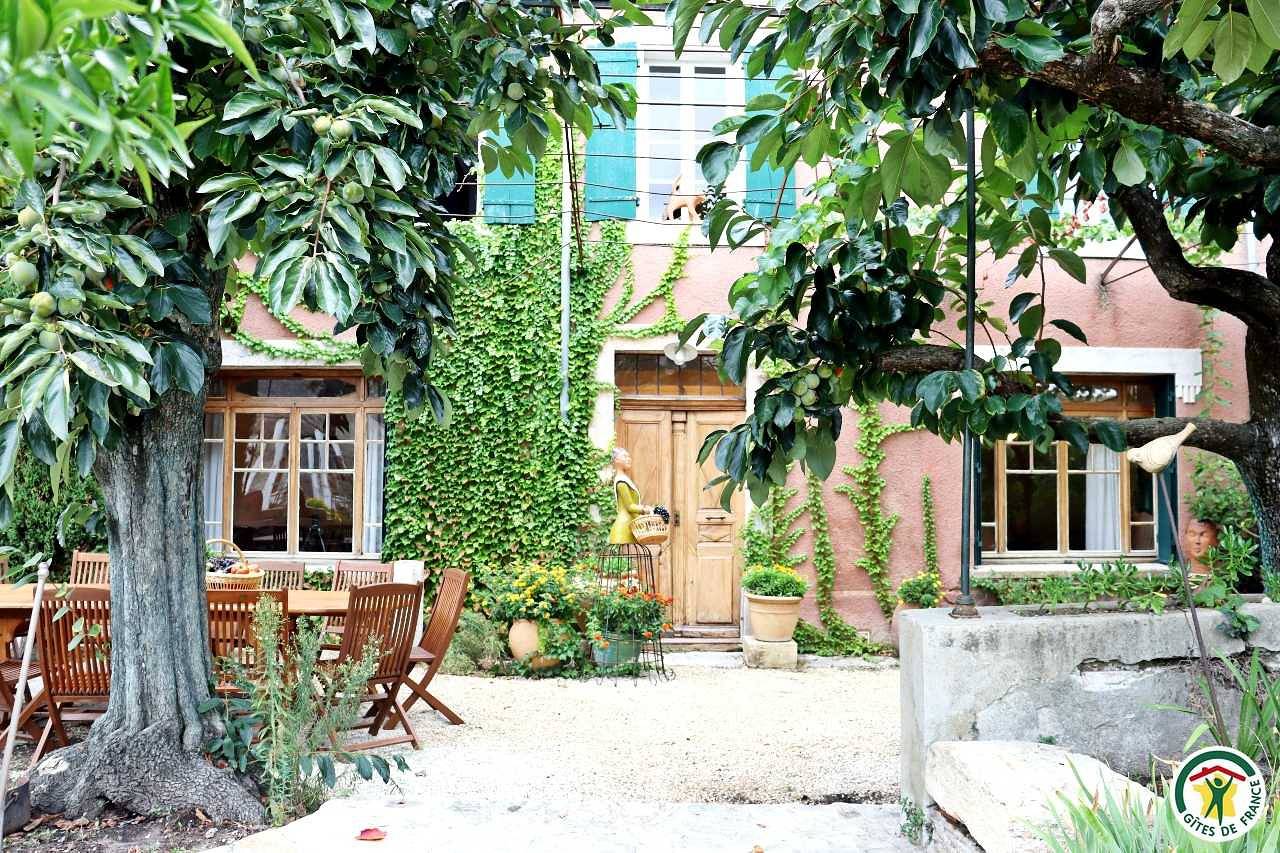 La Petite Maison Du Potier in Tulette, Nyons region