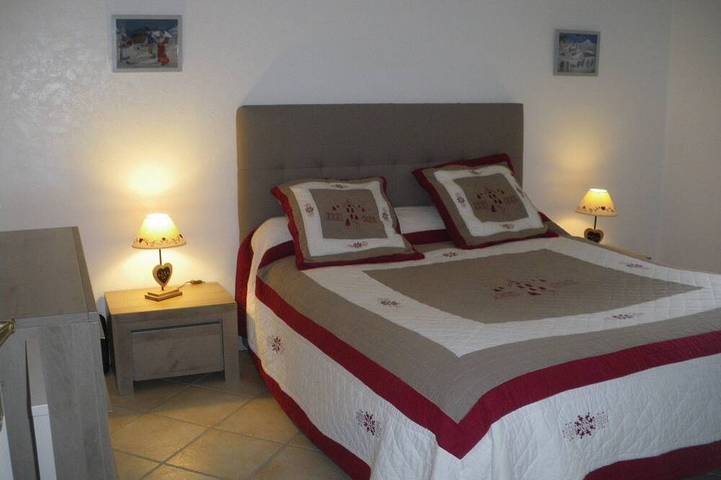 Location de vacances pour 8 personnes, avec jardin et terrasse à Cadéac - 2