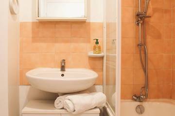 Appartement De Vacances pour 4 Personnes dans Pantin, Seine-Saint-Denis, Photo 4