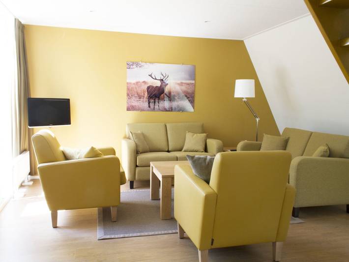 Bungalow für 4 Personen, mit Terrasse und Garten sowie Pool