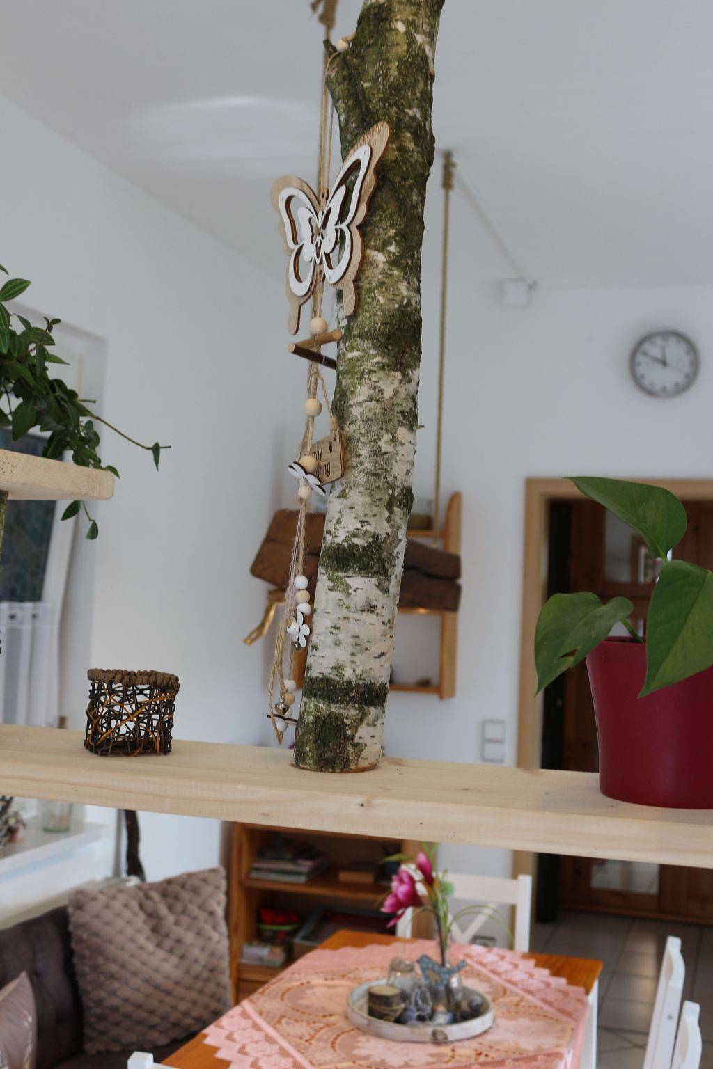 Ganze Wohnung, Anita in Neundorf, Thüringer Schiefergebirge