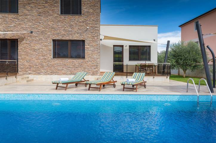 Villa für 8 Personen, mit Garten in Medulin - 4